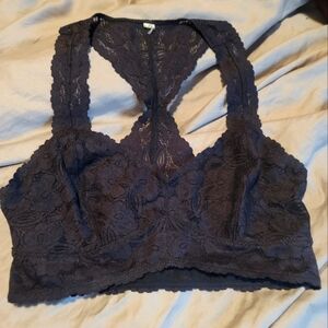 SOLD!!! FREE PEOPLE Lace‎ Bralette in Black